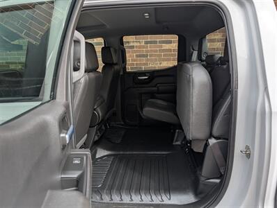 2023 Chevrolet Silverado 1500 Work Truck 4WD -- 4dr CREW CAB - Backup Camera - Bluetooth - 1 Owner - NO Accident - Clean Title - Photo 24 - Wood Dale, IL 60191