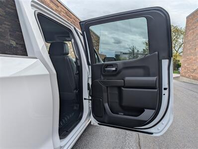 2023 Chevrolet Silverado 1500 Work Truck 4WD -- 4dr CREW CAB - Backup Camera - Bluetooth - 1 Owner - NO Accident - Clean Title - Photo 19 - Wood Dale, IL 60191