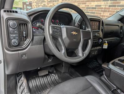2023 Chevrolet Silverado 1500 Work Truck 4WD -- 4dr CREW CAB - Backup Camera - Bluetooth - 1 Owner - NO Accident - Clean Title - Photo 13 - Wood Dale, IL 60191