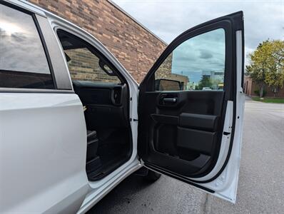 2023 Chevrolet Silverado 1500 Work Truck 4WD -- 4dr CREW CAB - Backup Camera - Bluetooth - 1 Owner - NO Accident - Clean Title - Photo 17 - Wood Dale, IL 60191