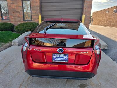 2016 Toyota Prius Three -- One Owner - Navigation - 52 Miles per  Galllon - Backup Camera - Bluetooth - NO Accident - Clean Title - All Serviced - Photo 8 - Wood Dale, IL 60191