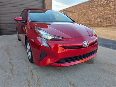 2016 Toyota Prius Three -- One Owner - Navigation - 52 Miles per  Galllon - Backup Camera - Bluetooth - NO Accident - Clean Title - All Serviced - Photo 34 - Wood Dale, IL 60191
