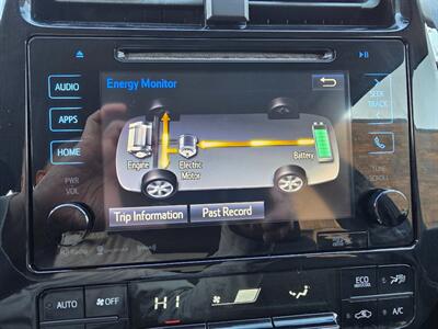 2016 Toyota Prius Three -- One Owner - Navigation - 52 Miles per  Galllon - Backup Camera - Bluetooth - NO Accident - Clean Title - All Serviced - Photo 12 - Wood Dale, IL 60191