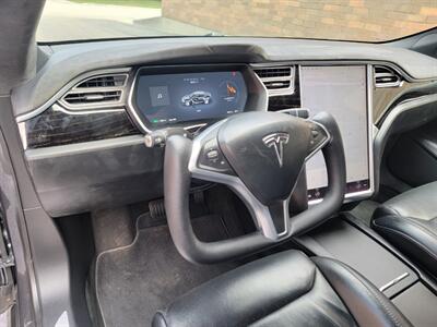 2017 Tesla Model S 90D AWD -- 329 Miles on Full Charge -  Subzero Weather Features - Full-self Driving Capability - Ultra High Fidelity Sound - Autopilot - Premium Upgrades Package - Smart Air Suspension - Power and Lighting Package - Photo 29 - Wood Dale, IL 60191