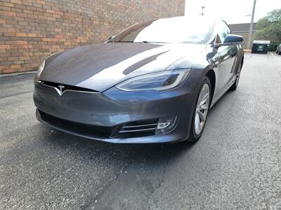 2017 Tesla Model S 90D AWD -- 329 Miles on Full Charge -  Subzero Weather Features - Full-self Driving Capability - Ultra High Fidelity Sound - Autopilot - Premium Upgrades Package - Smart Air Suspension - Power and Lighting Package - Photo 39 - Wood Dale, IL 60191