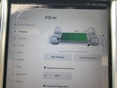 2016 Tesla Model S 85D AWD -- 310 Miles Full Charge -  Autopilot - Subzero Weather Package - Premium Upgrades Package - SunRoof - Standard Suspension - Power Lighting Package - Clean Title - Photo 12 - Wood Dale, IL 60191