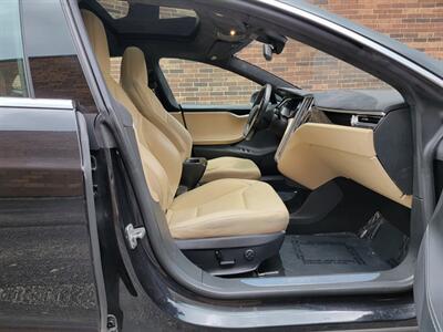 2016 Tesla Model S 85D AWD -- 310 Miles Full Charge -  Autopilot - Subzero Weather Package - Premium Upgrades Package - SunRoof - Standard Suspension - Power Lighting Package - Clean Title - Photo 24 - Wood Dale, IL 60191