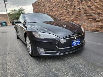 2016 Tesla Model S 85D AWD -- 310 Miles Full Charge -  Autopilot - Subzero Weather Package - Premium Upgrades Package - SunRoof - Standard Suspension - Power Lighting Package - Clean Title - Photo 36 - Wood Dale, IL 60191