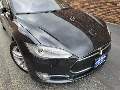 2016 Tesla Model S 85D AWD -- 310 Miles Full Charge -  Autopilot - Subzero Weather Package - Premium Upgrades Package - SunRoof - Standard Suspension - Power Lighting Package - Clean Title - Photo 35 - Wood Dale, IL 60191