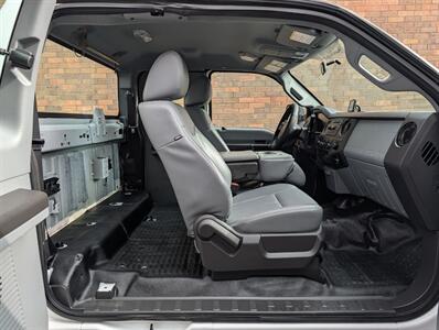 2014 Ford F-250 Super Duty XL 4X4 -- FX4 Off Road Pkg -- SuperCab  - Power Stroke 6.7L Biodiesel Turbo V8 400hp - NO Accident - All Serviced - Clean Title - Photo 24 - Wood Dale, IL 60191