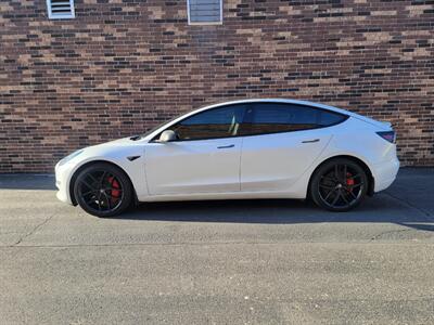2021 Tesla Model 3 Long Range AWD - 300 Miles on Full Charge -  Full Self-Driving Capability - Cold Weather Package - AutoPilot - 1 Owner - NO Accident - Clean Title - Photo 5 - Wood Dale, IL 60191