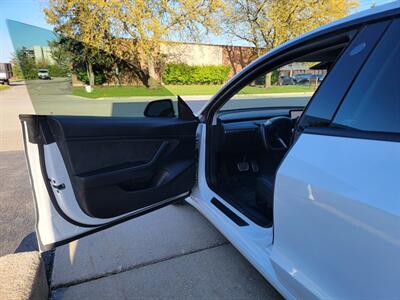 2021 Tesla Model 3 Long Range AWD - 300 Miles on Full Charge -  Full Self-Driving Capability - Cold Weather Package - AutoPilot - 1 Owner - NO Accident - Clean Title - Photo 22 - Wood Dale, IL 60191