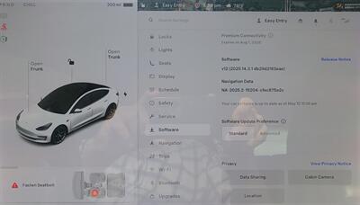 2021 Tesla Model 3 Long Range AWD - 300 Miles on Full Charge -  Full Self-Driving Capability - Cold Weather Package - AutoPilot - 1 Owner - NO Accident - Clean Title - Photo 17 - Wood Dale, IL 60191
