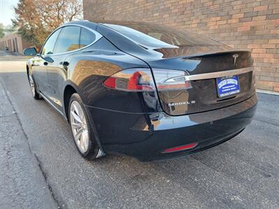 2018 Tesla Model S 75D AWD - 260 Miles on Full Charge -  Autopilot - Glass Roof - Smart Air Suspension - Charge & Drive - Clean Title - Warranty - Photo 4 - Wood Dale, IL 60191