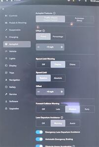 2018 Tesla Model S 75D AWD - 260 Miles on Full Charge -  Autopilot - Glass Roof - Smart Air Suspension - Charge & Drive - Clean Title - Warranty - Photo 13 - Wood Dale, IL 60191