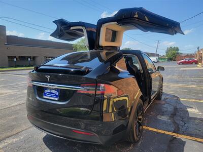 2016 Tesla Model X 90D AWD -- 3rd Row Seats - Autopilot -  Subzero Weather Package - Smart Air Suspension - Save $$$ on Gas - Charge & Drive - Wheel & Tire Protection Plan Expires Nov 2025  - Clean Title - NO Accident - Photo 4 - Wood Dale, IL 60191