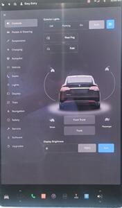 2016 Tesla Model X 90D AWD -- 3rd Row Seats - Autopilot -  Subzero Weather Package - Smart Air Suspension - Save $$$ on Gas - Charge & Drive - Wheel & Tire Protection Plan Expires Nov 2025  - Clean Title - NO Accident - Photo 18 - Wood Dale, IL 60191