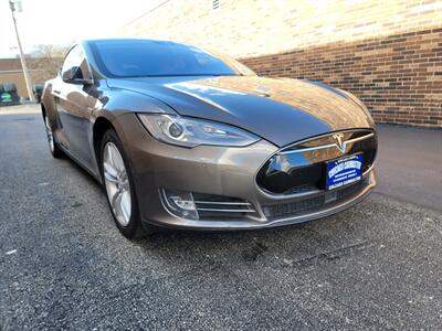 2015 Tesla Model S 90 - UpGraded Battery - 280 Miles with Full Charge  - Highway Auto Pilot - Save $$$ on Gas - Charge & Drive - NO Accident - Clean Auto check Report & Title - Photo 41 - Wood Dale, IL 60191