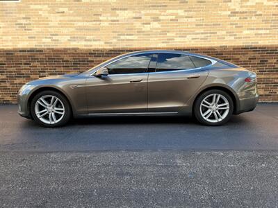 2015 Tesla Model S 90 - UpGraded Battery - 280 Miles with Full Charge  - Highway Auto Pilot - Save $$$ on Gas - Charge & Drive - NO Accident - Clean Auto check Report & Title - Photo 8 - Wood Dale, IL 60191