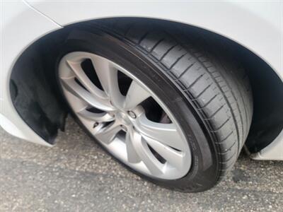 2016 Tesla Model S 75 -- 7 Passenger/Jump Seat -  250 Miles on Full  Charge - Autopilot - Premium Upgrades Package - Sunroof - Smart Air Suspension - Power and Lighting Package - NO Accident - Clean Title - Photo 31 - Wood Dale, IL 60191