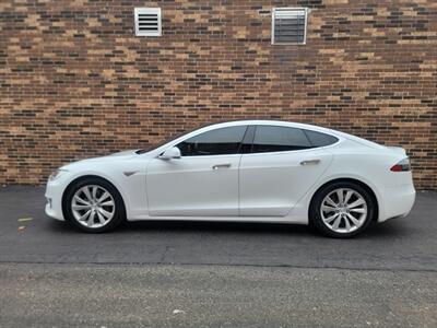 2016 Tesla Model S 75 -- 7 Passenger/Jump Seat -  250 Miles on Full  Charge - Autopilot - Premium Upgrades Package - Sunroof - Smart Air Suspension - Power and Lighting Package - NO Accident - Clean Title - Photo 6 - Wood Dale, IL 60191