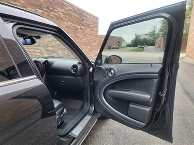 2016 MINI Countryman Cooper S ALL4 -- Only 42K Miles -- Automatic -  Backup Camera - Sunroof - NO Accident - Clean Title - Photo 17 - Wood Dale, IL 60191