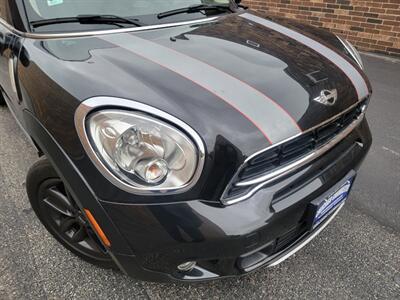 2016 MINI Countryman Cooper S ALL4 -- Only 42K Miles -- Automatic -  Backup Camera - Sunroof - NO Accident - Clean Title - Photo 32 - Wood Dale, IL 60191