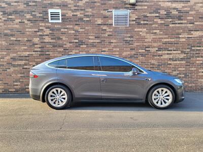 2017 Tesla Model X 75D AWD -- 3rd Row Seat - 7 Passengers  -- Full-self Driving Computer - Ultra High Fidelity Sound - Autopilot - Premium Upgrades Package - Smart Air Suspension - Technology Package - NO Accident - Clean Title - Photo 7 - Wood Dale, IL 60191