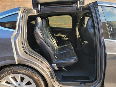 2017 Tesla Model X 75D AWD -- 3rd Row Seat - 7 Passengers  -- Full-self Driving Computer - Ultra High Fidelity Sound - Autopilot - Premium Upgrades Package - Smart Air Suspension - Technology Package - NO Accident - Clean Title - Photo 28 - Wood Dale, IL 60191