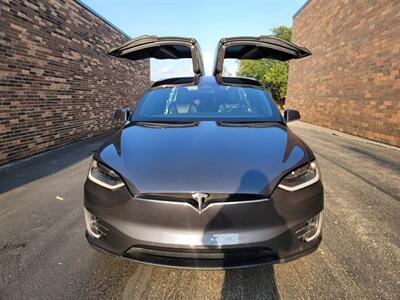 2017 Tesla Model X 75D AWD -- 3rd Row Seat - 7 Passengers  -- Full-self Driving Computer - Ultra High Fidelity Sound - Autopilot - Premium Upgrades Package - Smart Air Suspension - Technology Package - NO Accident - Clean Title - Photo 6 - Wood Dale, IL 60191
