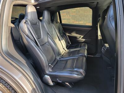 2017 Tesla Model X 75D AWD -- 3rd Row Seat - 7 Passengers  -- Full-self Driving Computer - Ultra High Fidelity Sound - Autopilot - Premium Upgrades Package - Smart Air Suspension - Technology Package - NO Accident - Clean Title - Photo 30 - Wood Dale, IL 60191