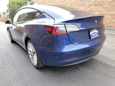 2022 Tesla Model 3 Long Range AWD -- 340 Miles on Full charge --  Full Self-Driving Capability - Cold Weather Package - AutoPilot - NO Accident - Clean Title - Photo 4 - Wood Dale, IL 60191