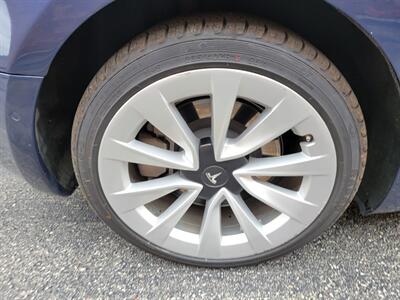 2022 Tesla Model 3 Long Range AWD -- 340 Miles on Full charge --  Full Self-Driving Capability - Cold Weather Package - AutoPilot - NO Accident - Clean Title - Photo 34 - Wood Dale, IL 60191