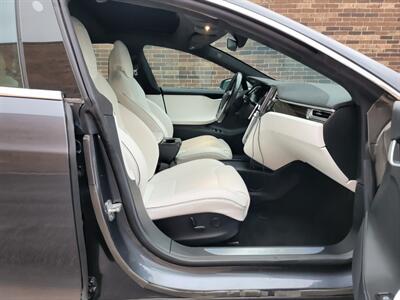 2016 Tesla Model S P100D AWD W/ Ludicrous Plus Mode - 335 Miles on Full Charge - Full Self-driving computer - Auto Pilot - Premium Audio - 1 Owner - NO Accident - Clean Title - Photo 27 - Wood Dale, IL 60191