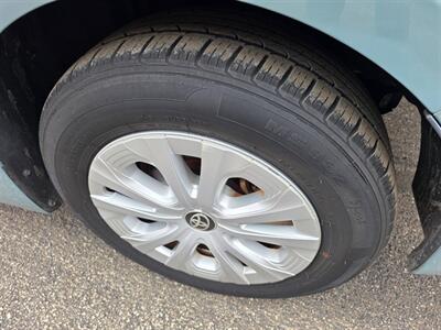 2020 Toyota Prius Hybrid LE - Only 40K Miles -  One Owner -  Backup Camera - Bluetooth - Very Clean - All Serviced - Clean Title - Battery Warranty 150K Miles - Photo 32 - Wood Dale, IL 60191