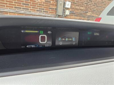 2020 Toyota Prius Hybrid LE - Only 40K Miles -  One Owner -  Backup Camera - Bluetooth - Very Clean - All Serviced - Clean Title - Battery Warranty 150K Miles - Photo 16 - Wood Dale, IL 60191