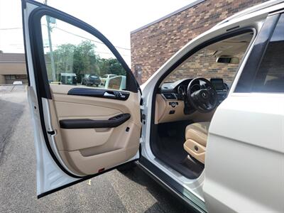 2016 Mercedes-Benz GLE 350 4MATIC -- Navigation - Backup Camera  - Bluetooth - Sunroof - Heated Seats - NO Accident - Clean Title - All Serviced - Photo 18 - Wood Dale, IL 60191