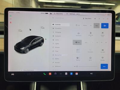 2018 Tesla Model 3 Mid Range -- 224 Miles on Full Charge - Auto Pilot  - Full Self Driving Capability - 2 Owner - Save $$$ on Gas - Charge & Drive - NO Accident - Clean Auto check Report & Title - Photo 18 - Wood Dale, IL 60191