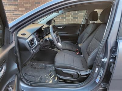 2019 Kia Rio S -- Backup Camera - Bluetooth - All Serviced - Clean Title - Photo 18 - Wood Dale, IL 60191
