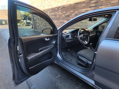 2019 Kia Rio S -- Backup Camera - Bluetooth - All Serviced - Clean Title - Photo 14 - Wood Dale, IL 60191