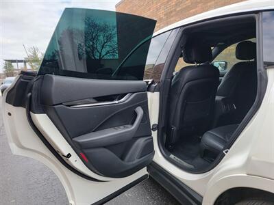 2017 Maserati Levante AWD -- Navigation - Backup Camera - Bluetooth - NO Accident - Clean Title - Photo 18 - Wood Dale, IL 60191