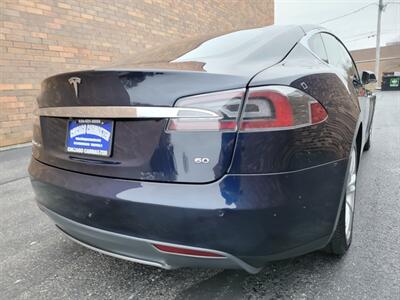 2014 Tesla Model S 60 -- 197 Miles on Full Charge - Subzero Weather  Package - Charge & Drive - Save $$$ on Gas - NO Accident - Clean Title - Photo 35 - Wood Dale, IL 60191