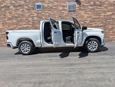 2021 Chevrolet Silverado 1500 Custom 4WD -- 4dr CREW CAB -- 2.7L Turbo I4 310hp  - Backup Camera - Bluetooth - 1 Owner - NO Accident - Clean Title - Photo 38 - Wood Dale, IL 60191