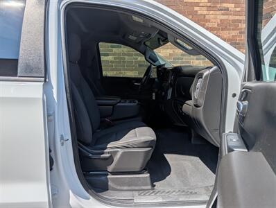 2021 Chevrolet Silverado 1500 Custom 4WD -- 4dr CREW CAB -- 2.7L Turbo I4 310hp  - Backup Camera - Bluetooth - 1 Owner - NO Accident - Clean Title - Photo 22 - Wood Dale, IL 60191