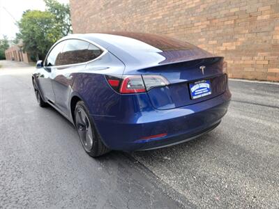 2018 Tesla Model 3 Long Range - 249 Miles on Full Charge -  Full Self-Driving Capability - Auto Pilot - Cold Weather Package - Premium Audio - 1 Owner - Charge & Drive - NO Accident - Clean Title - Photo 4 - Wood Dale, IL 60191