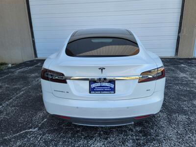 2015 Tesla Model S 85 -- FREE SUPERCHARGE -- 264 Miles in Full Charg  - Ultra High Fidelity Sound - Auto Pilot with convenience features - All Glass Panoramic Roof - Smart Air Suspension - Tech Package - Photo 9 - Wood Dale, IL 60191