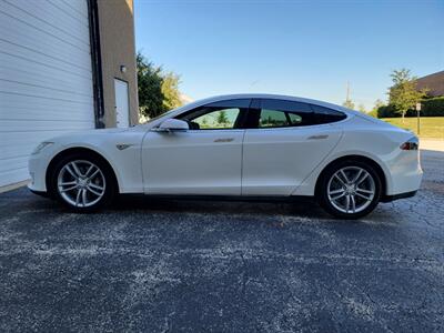 2015 Tesla Model S 85 -- FREE SUPERCHARGE -- 264 Miles in Full Charg  - Ultra High Fidelity Sound - Auto Pilot with convenience features - All Glass Panoramic Roof - Smart Air Suspension - Tech Package - Photo 7 - Wood Dale, IL 60191