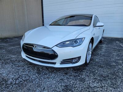 2015 Tesla Model S 85 -- FREE SUPERCHARGE -- 264 Miles in Full Charg  - Ultra High Fidelity Sound - Auto Pilot with convenience features - All Glass Panoramic Roof - Smart Air Suspension - Tech Package - Photo 38 - Wood Dale, IL 60191