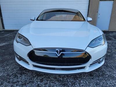 2015 Tesla Model S 85 -- FREE SUPERCHARGE -- 264 Miles in Full Charg  - Ultra High Fidelity Sound - Auto Pilot with convenience features - All Glass Panoramic Roof - Smart Air Suspension - Tech Package - Photo 39 - Wood Dale, IL 60191