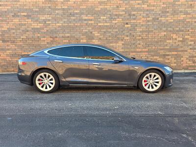2015 Tesla Model S P90DL Ludicrous Performance AWD - 286 Miles on Full Charge - Auto Pilot - Ultra High Fidelity Sound - Premium Upgrades Package - Air Suspension - Power and Lighting Package - Clean Title - Photo 6 - Wood Dale, IL 60191